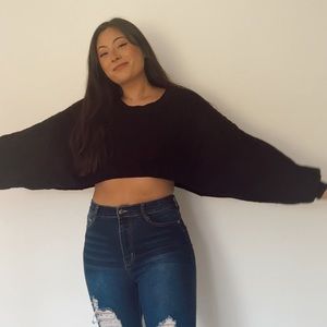 Crop black sweater